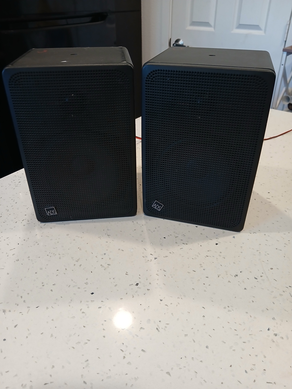 Vintage ADS L300C Satellite Surround BOOKSHELF Speakers